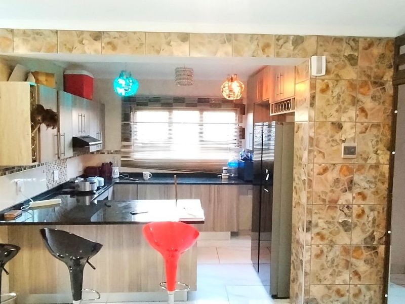 Townhouse For Sale in Aquapark - Photo 7