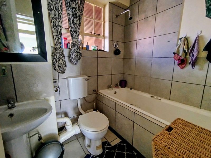 Apartment For Sale in Stilfontein Central - Photo 9