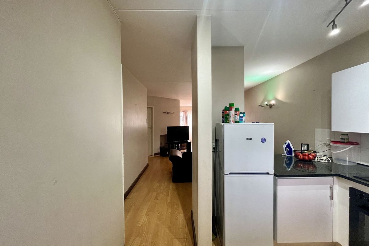 Apartment For Sale in Hatfield - Photo 2