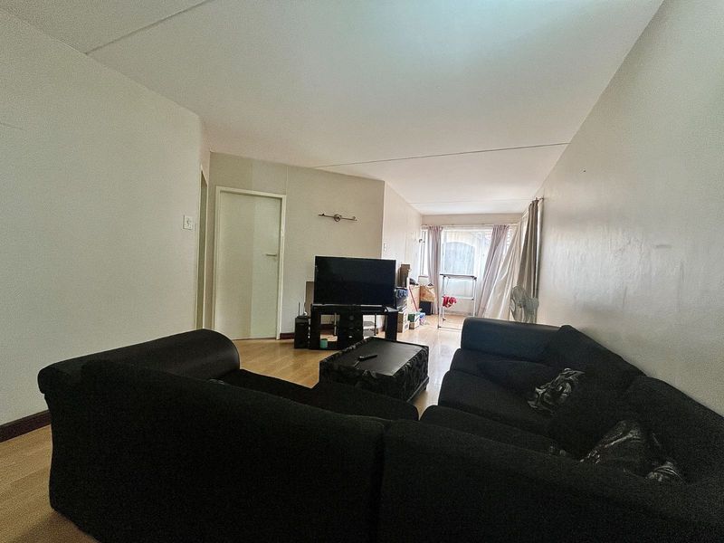 Apartment For Sale in Hatfield - Photo 3