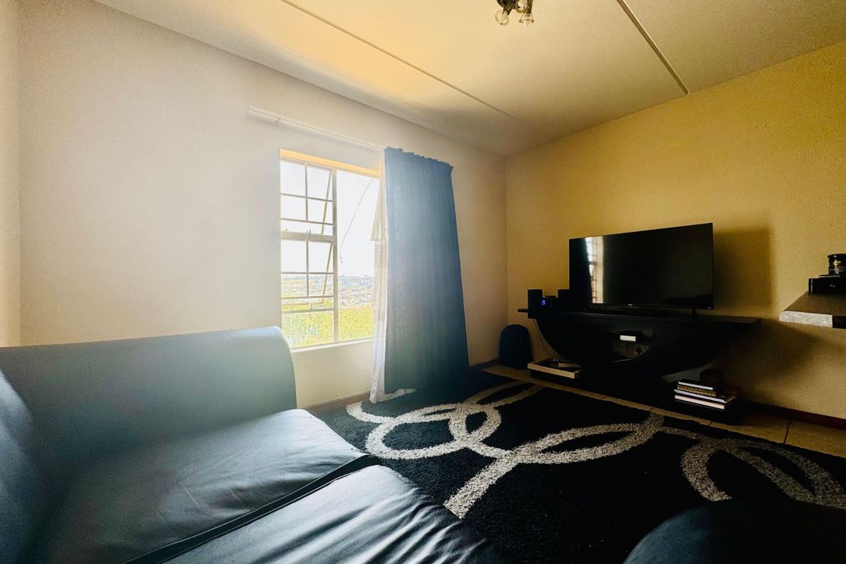 Apartment For Sale in Grand Central - Photo 5