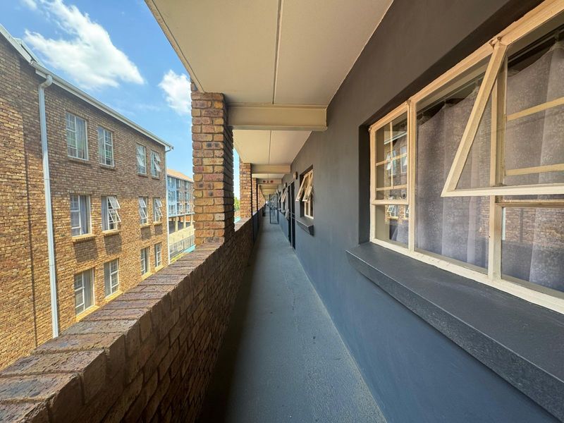 Apartment For Sale in Grand Central - Photo 8