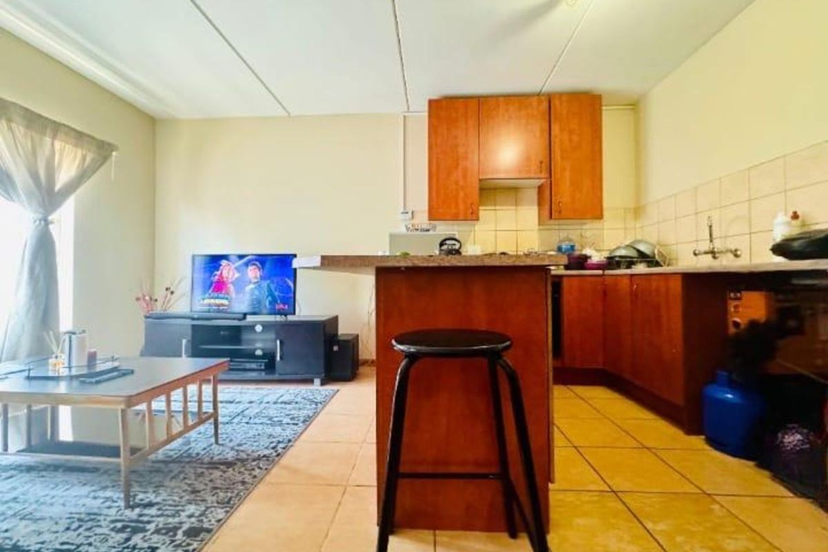 Apartment For Sale in Grand Central - Photo 2