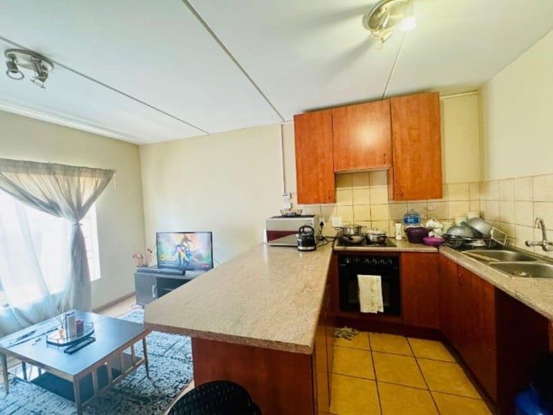 Apartment For Sale in Grand Central - Photo 3