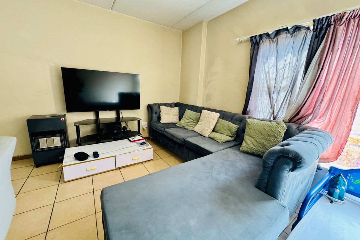 Apartment For Sale in Grand Central - Photo 2