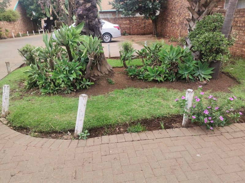 Townhouse For Sale in The Orchards - Photo 10