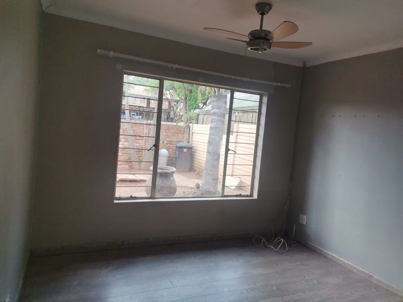 Townhouse For Sale in The Orchards - Photo 6