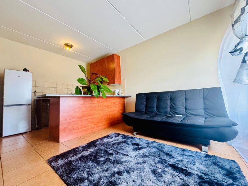 Apartment For Sale in Grand Central - Photo 2