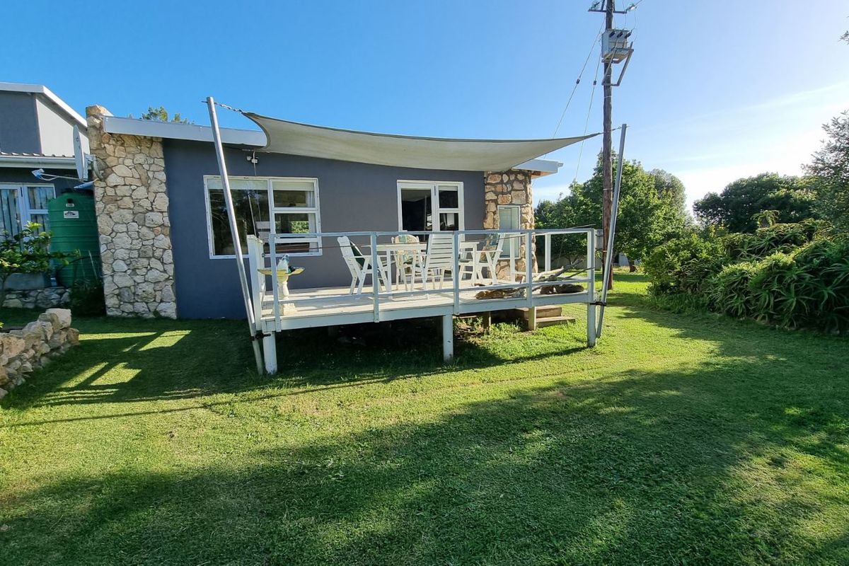 Farm For Sale in Stilbaai Rural - Photo 4