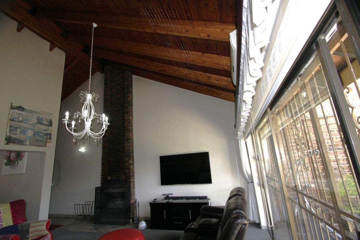 House For Sale in Nederlandpark - Photo 5