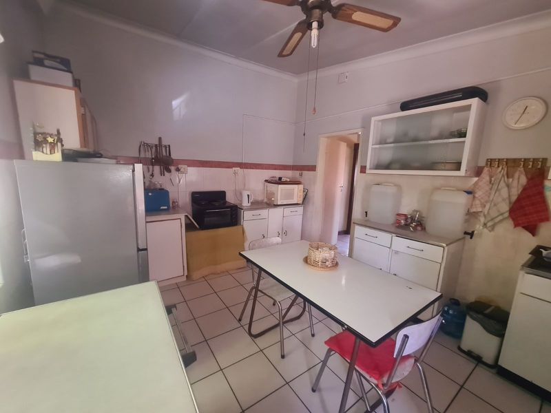 House For Sale in Utility - Photo 2