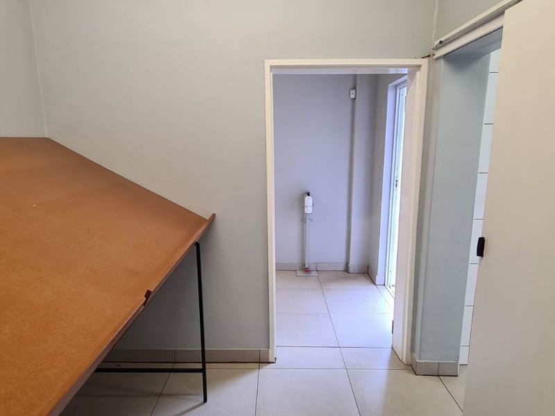 Office For Sale in Labram - Photo 7