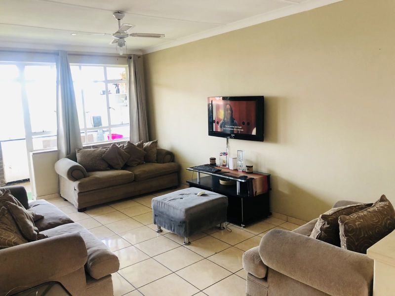 Apartment For Sale in Florida - Photo 2