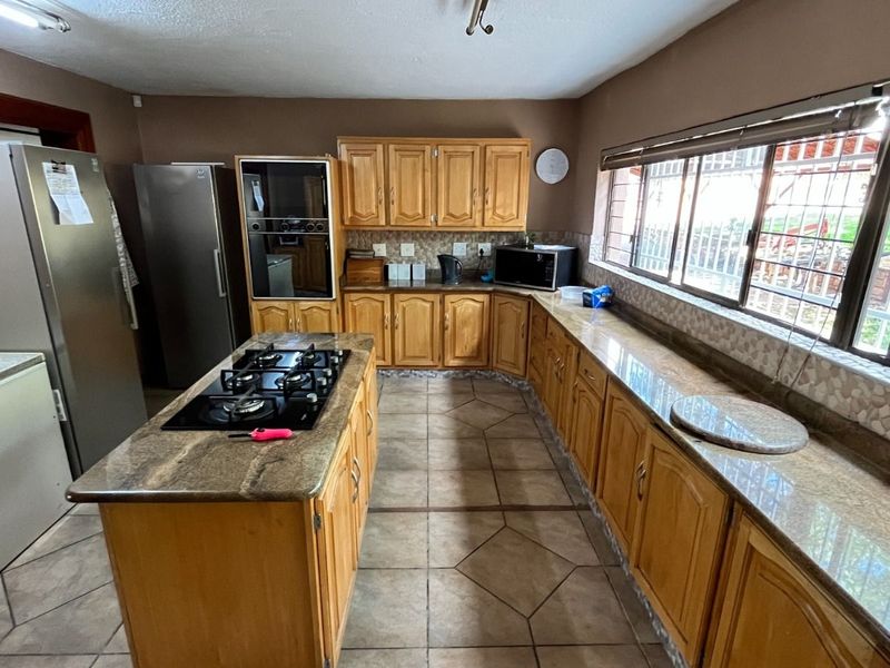 House For Sale in Montana Park - Photo 9