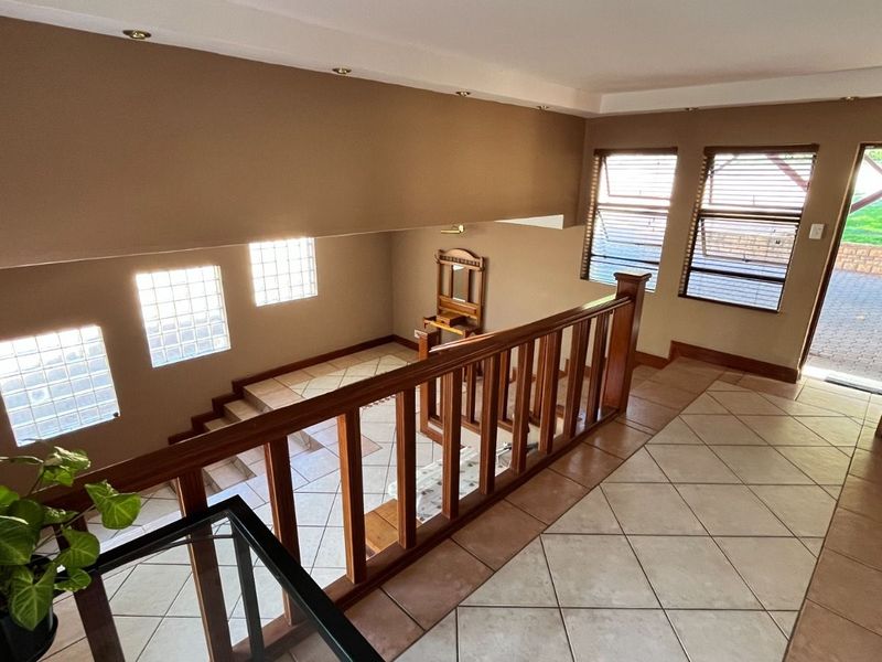 House For Sale in Montana Park - Photo 6