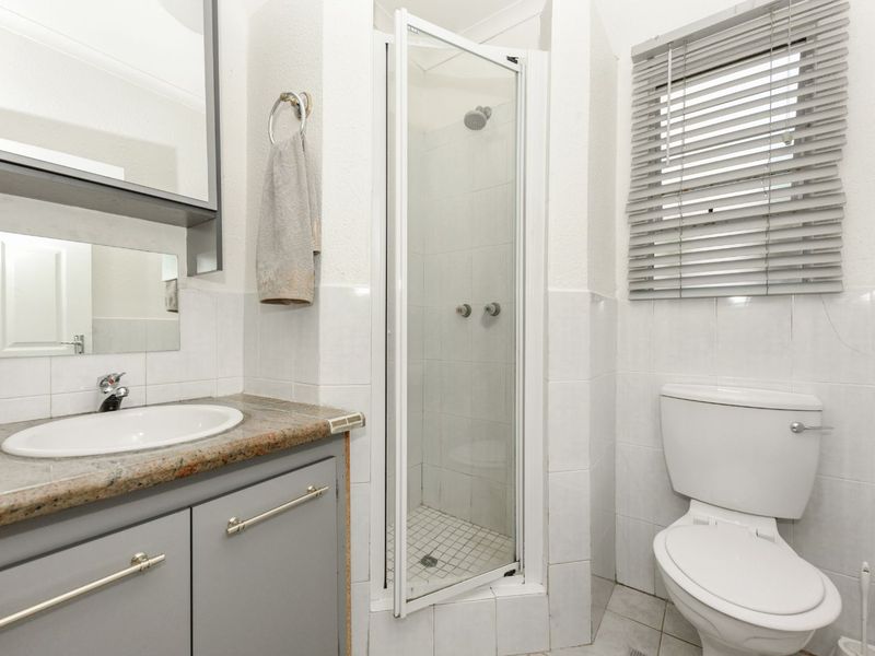 Townhouse For Sale in Douglasdale - Photo 2