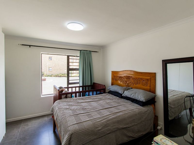 Apartment For Sale in Fairview Golf Estate - Photo 8