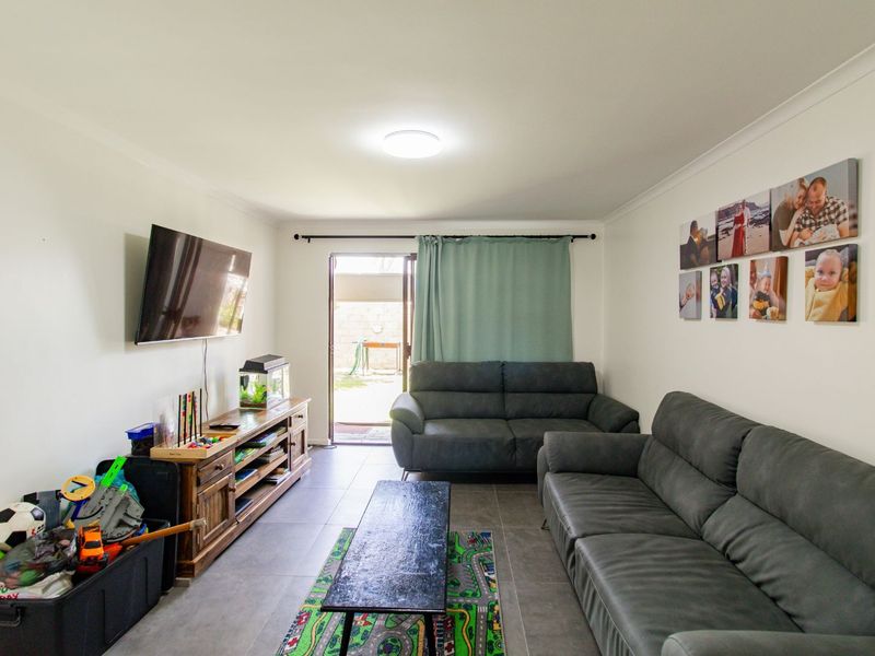 Apartment For Sale in Fairview Golf Estate - Photo 2