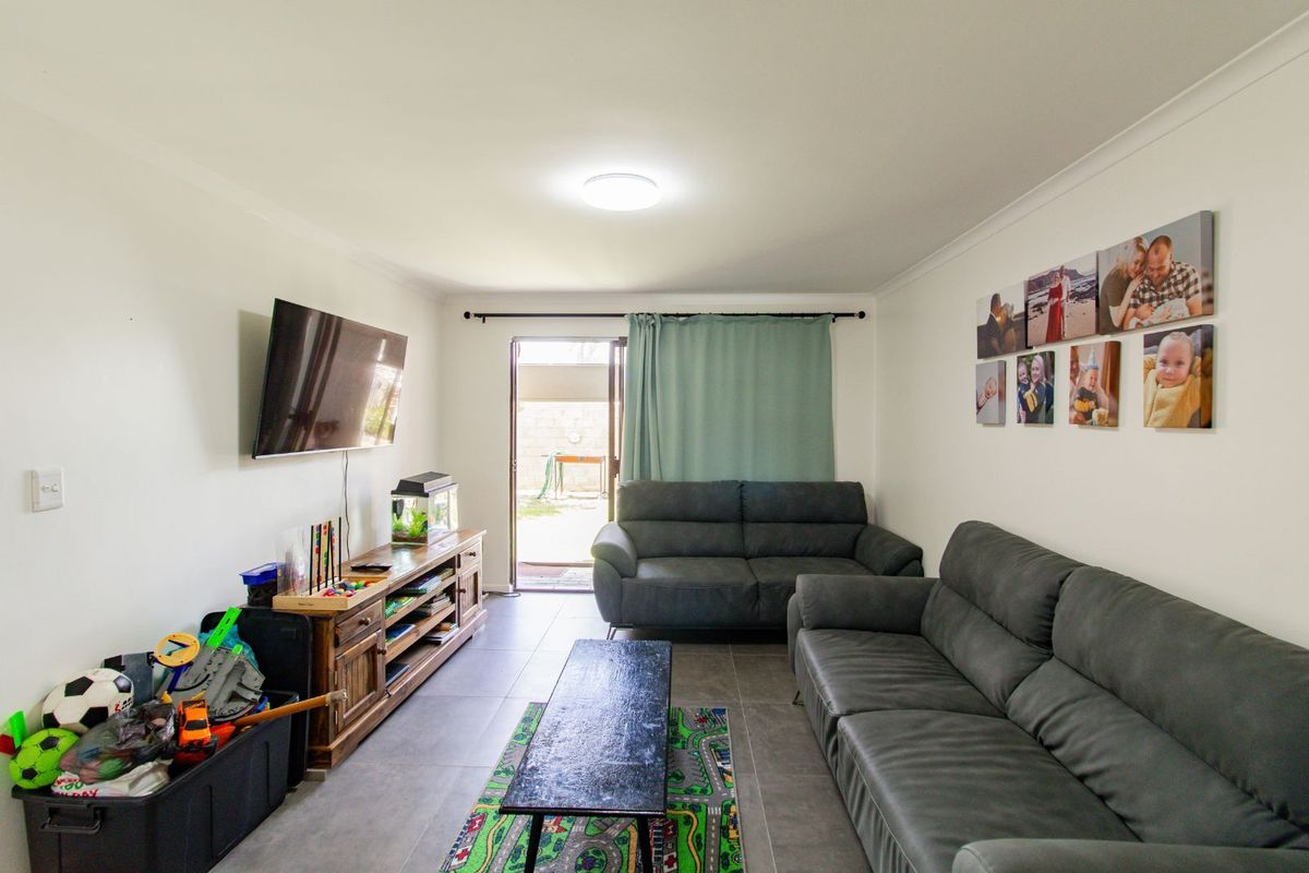 Apartment For Sale in Fairview Golf Estate - Photo 2