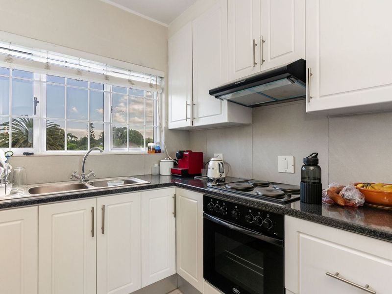 Apartment For Sale in Kenilworth - Photo 10