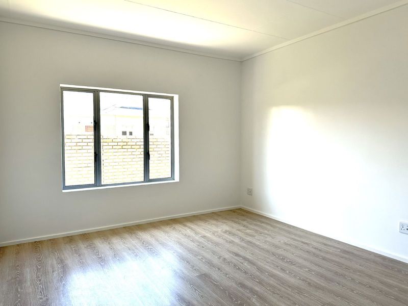 House For Sale in Mooikloof Country Estate - Photo 8