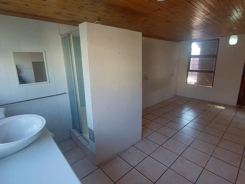 Townhouse For Sale in Parks Estate - Photo 6