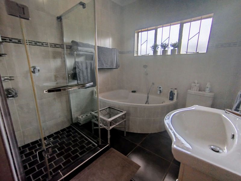 House For Sale in Ventersdorp Central - Photo 8
