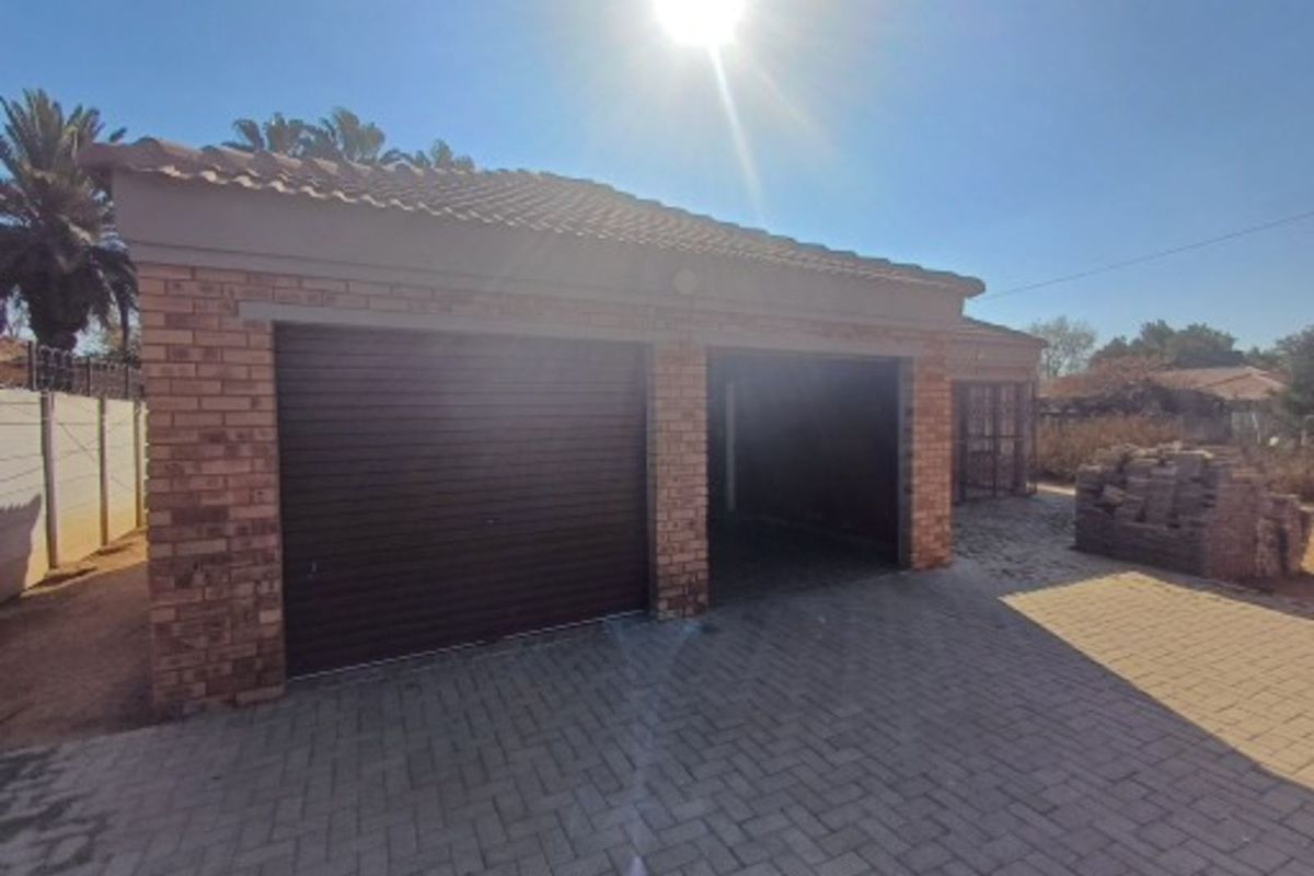 House For Sale in Freemanville - Photo 3