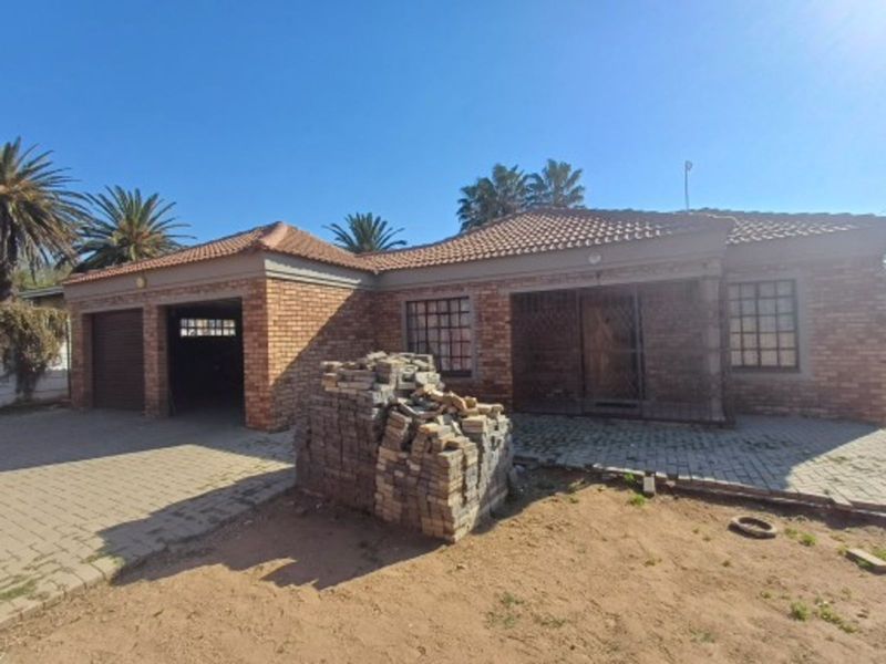 House For Sale in Freemanville - Photo 2