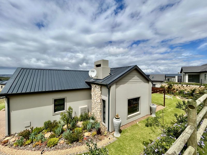 House For Sale in Hartland Lifestyle Estate - Photo 6