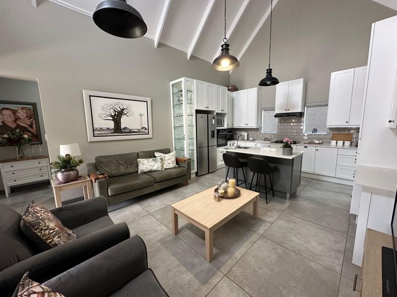 House For Sale in Hartenbos Central - Photo 8