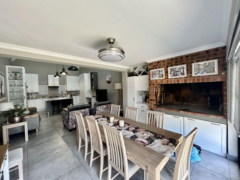 House For Sale in Hartenbos Central - Photo 6