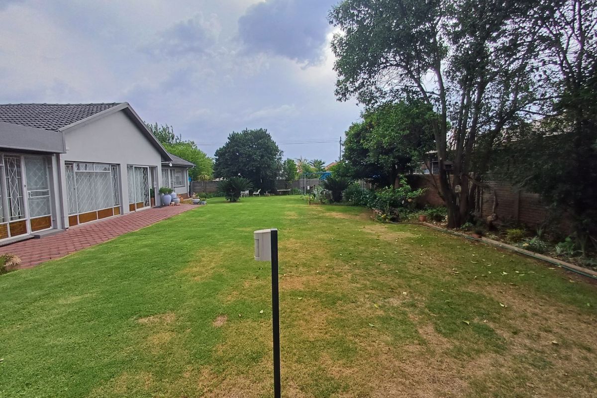 House For Sale in Flamwood - Photo 4