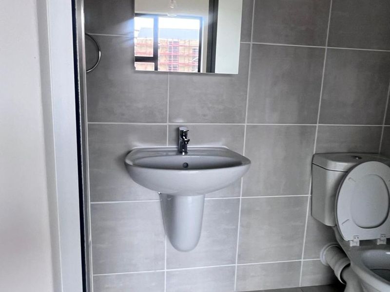 Apartment To Rent in Greencreek Lifestlye Estate - Photo 3