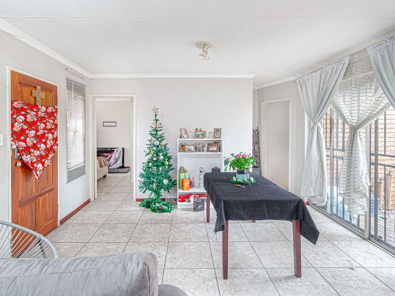 Townhouse For Sale in Halfway Gardens - Photo 10