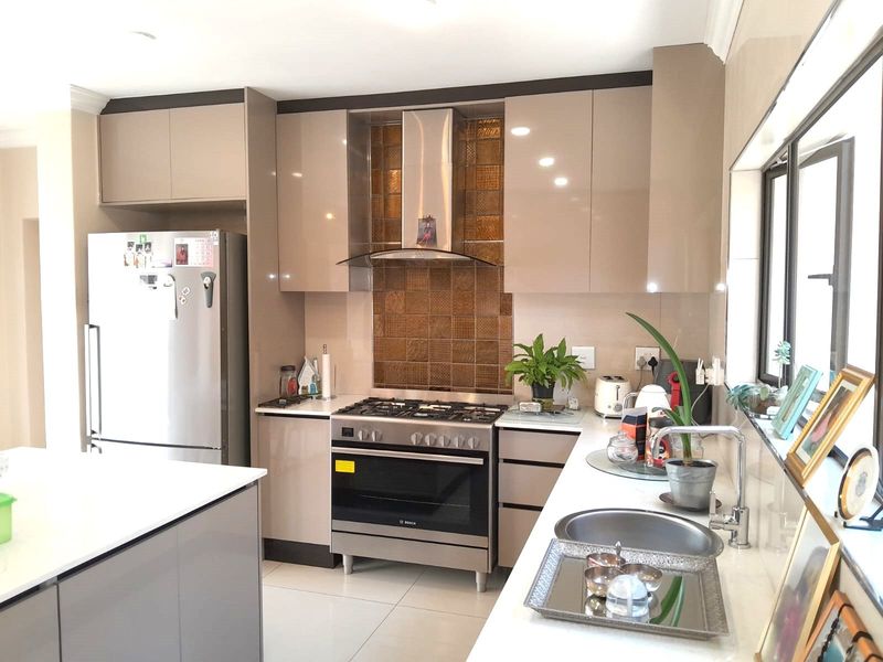 House For Sale in Blue Valley Golf Estate - Photo 5