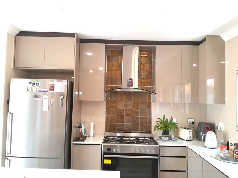 House For Sale in Blue Valley Golf Estate - Photo 9