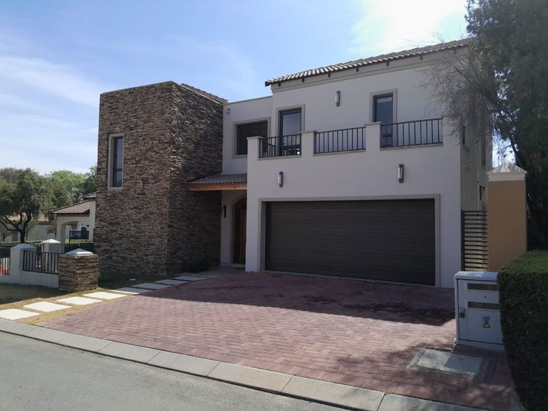 House For Sale in Blue Valley Golf Estate - Photo 6