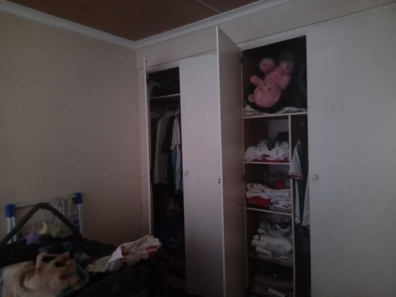 Apartment For Sale in Proclamation Hill - Photo 7