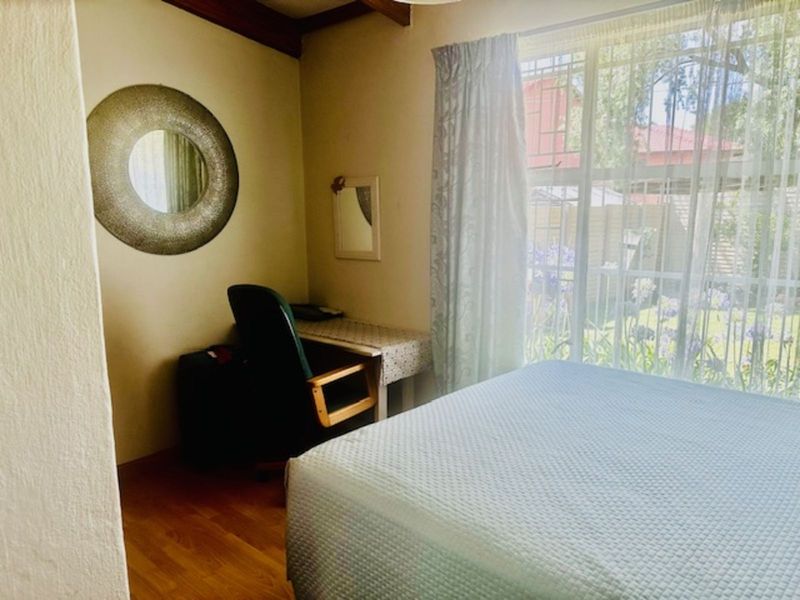 House For Sale in Sunset Park - Photo 10