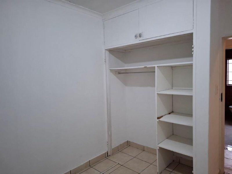 House For Sale in Booysens - Photo 10