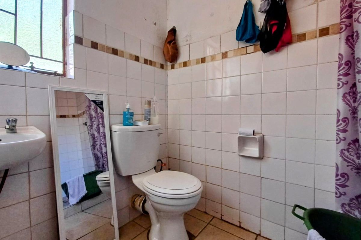 House For Sale in Orkney Central - Photo 3