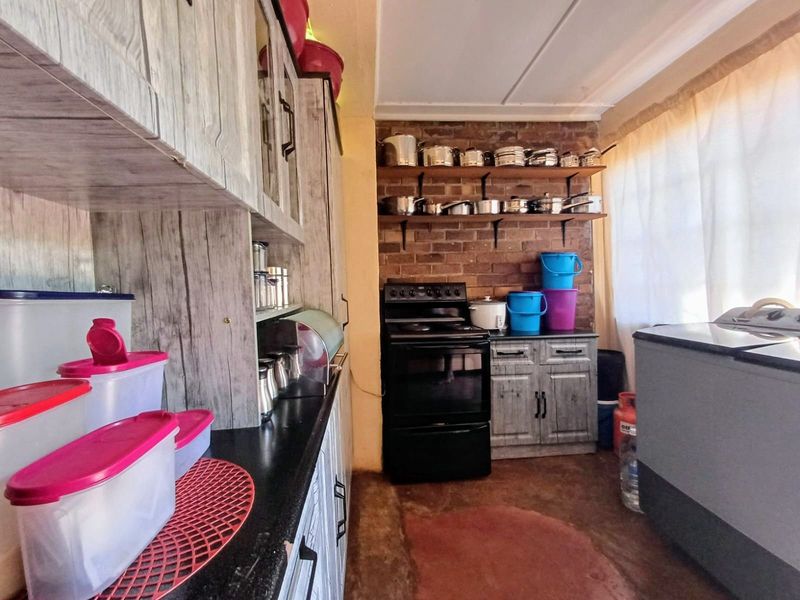 House For Sale in Orkney Central - Photo 8