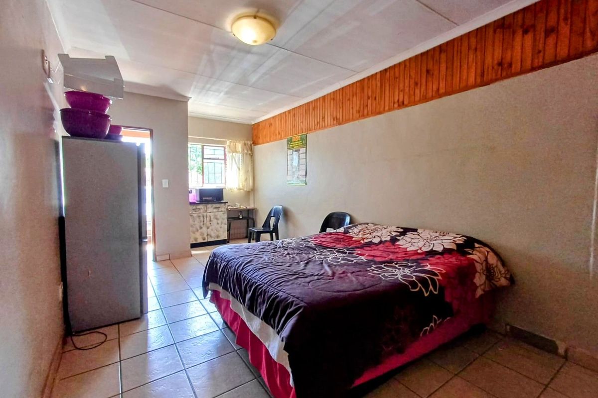 House For Sale in Orkney Central - Photo 5