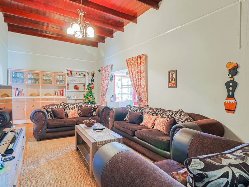 House For Sale in Montagu Central - Photo 9