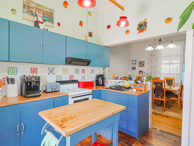 House For Sale in Montagu Central - Photo 6