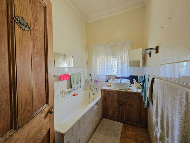 House For Sale in Montagu Central - Photo 5