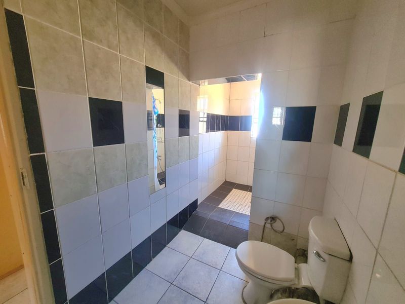 House For Sale in Roodepan - Photo 10