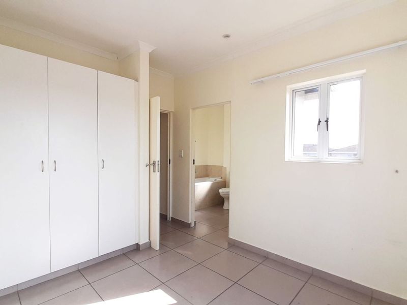 Apartment For Sale in Sheffield Manor - Photo 10