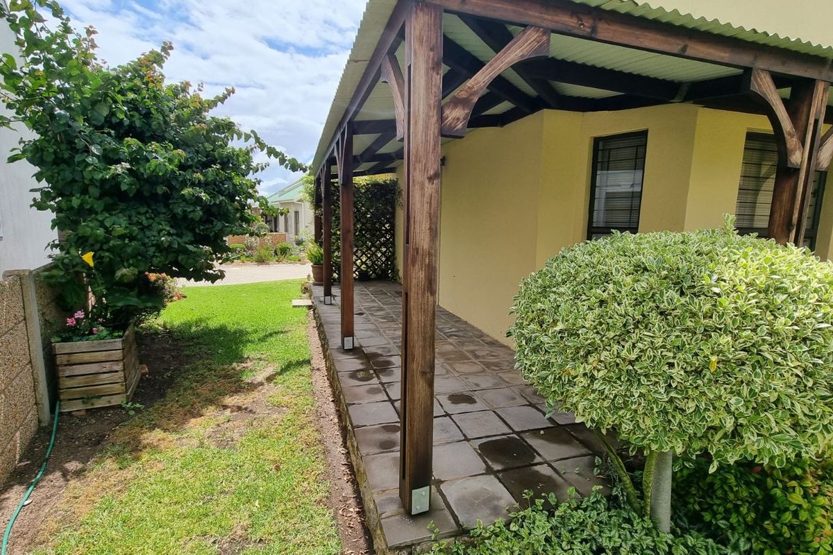 House For Sale in Riversdale Central - Photo 2
